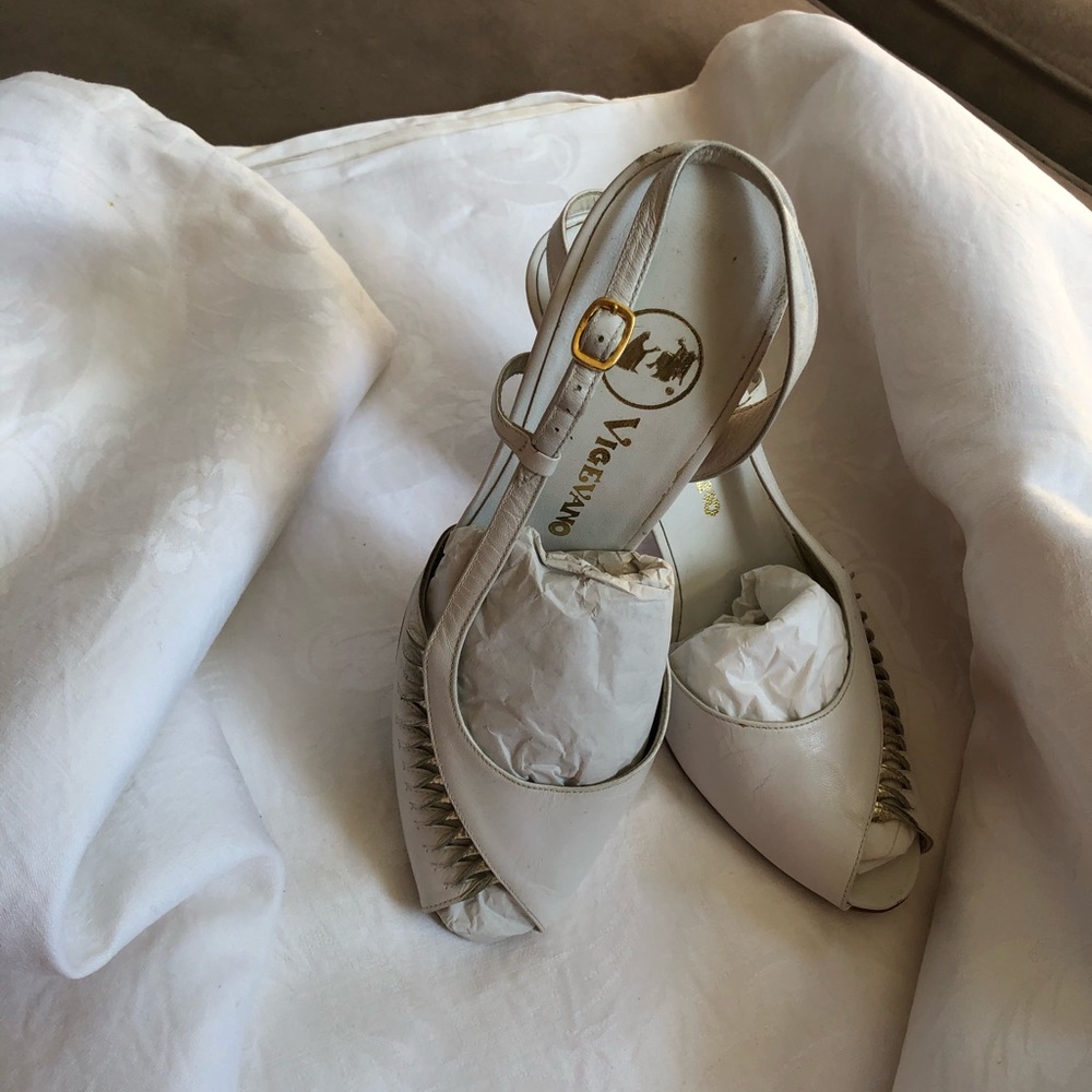 1980’s White Vigevano Sling backs